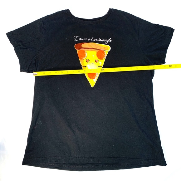 I'm in a Love Triangle T-Shirt Women's Size 2XL - Picture 3 of 6